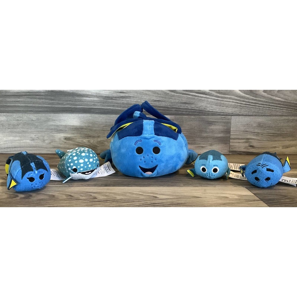 Disney Store Tsum Tsum Plush Finding Dory Bag Set New with Tags Nemo